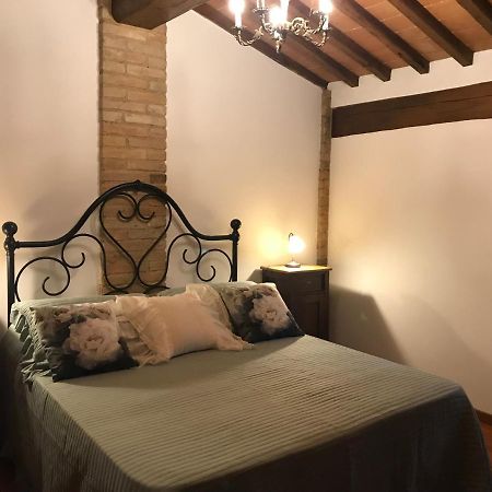 La Perla Tra Gli Ulivi Apartamento Siena Exterior foto