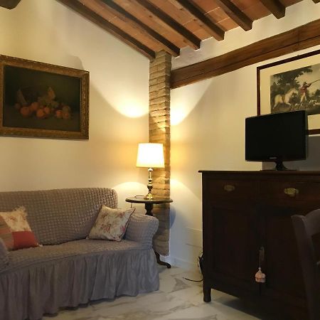 La Perla Tra Gli Ulivi Apartamento Siena Exterior foto